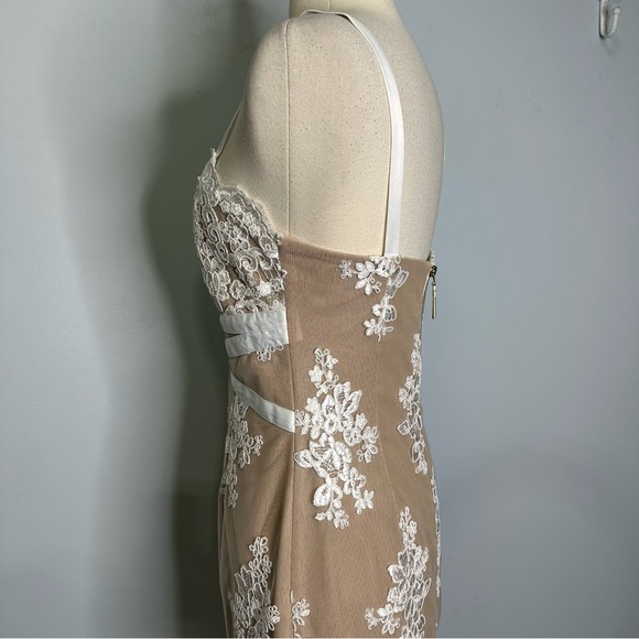 Bronx & Banco White Lace Overlay Exposed Back 2 Way Zipper Formal Dress Size 6 - Picture 7 of 14